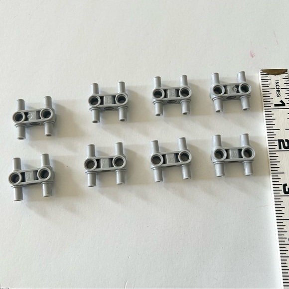 LEGO MINDSTORMS EV3 31313 Gray Mixed Replacement Parts - Picture 2 of 3